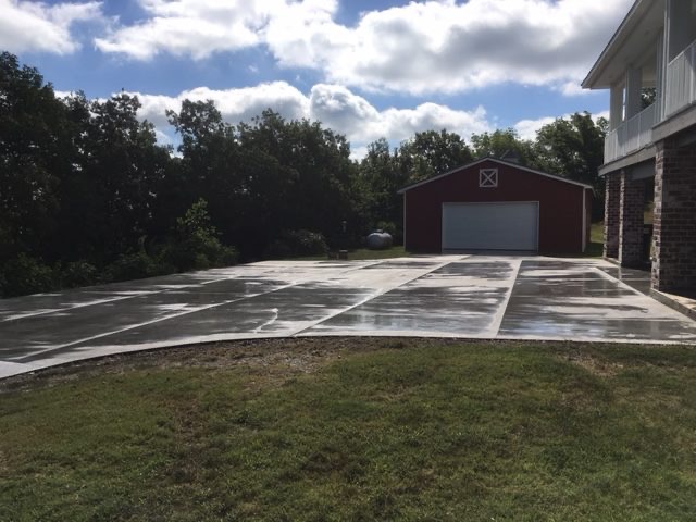 Large residential driveway project Tulsa
