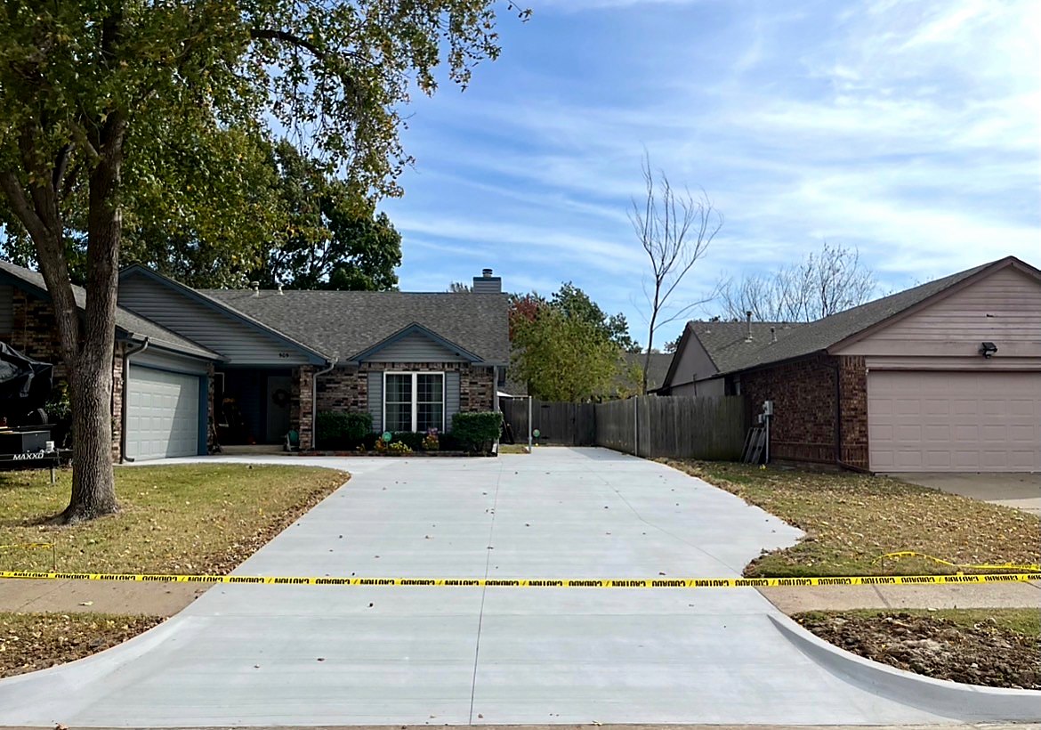 Tulsa concrete driveway replacement by LCI Concrete